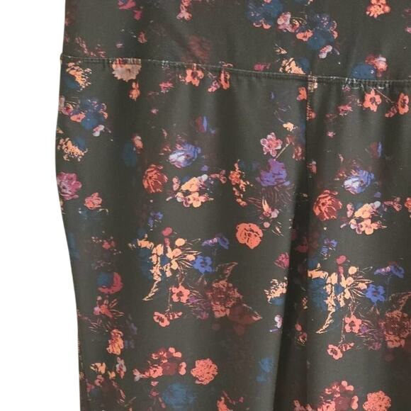 LANE Bryant floral 7/8 length high rise active athletic leggings plus size 18/20 - Picture 3 of 7